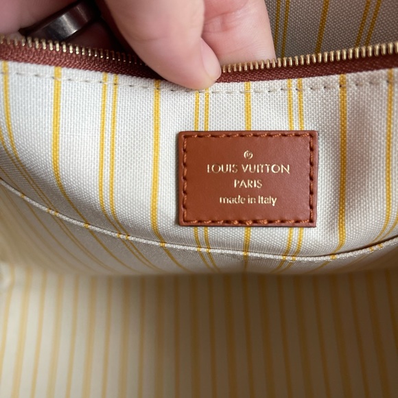 Louis Vuitton Onthego GM Tan Raffia - Picture 7 of 10